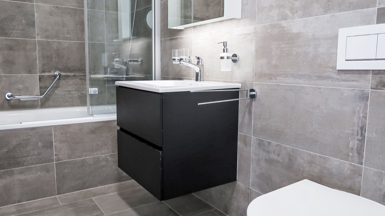Photo of Bathroom in La Tour-de-Peilz