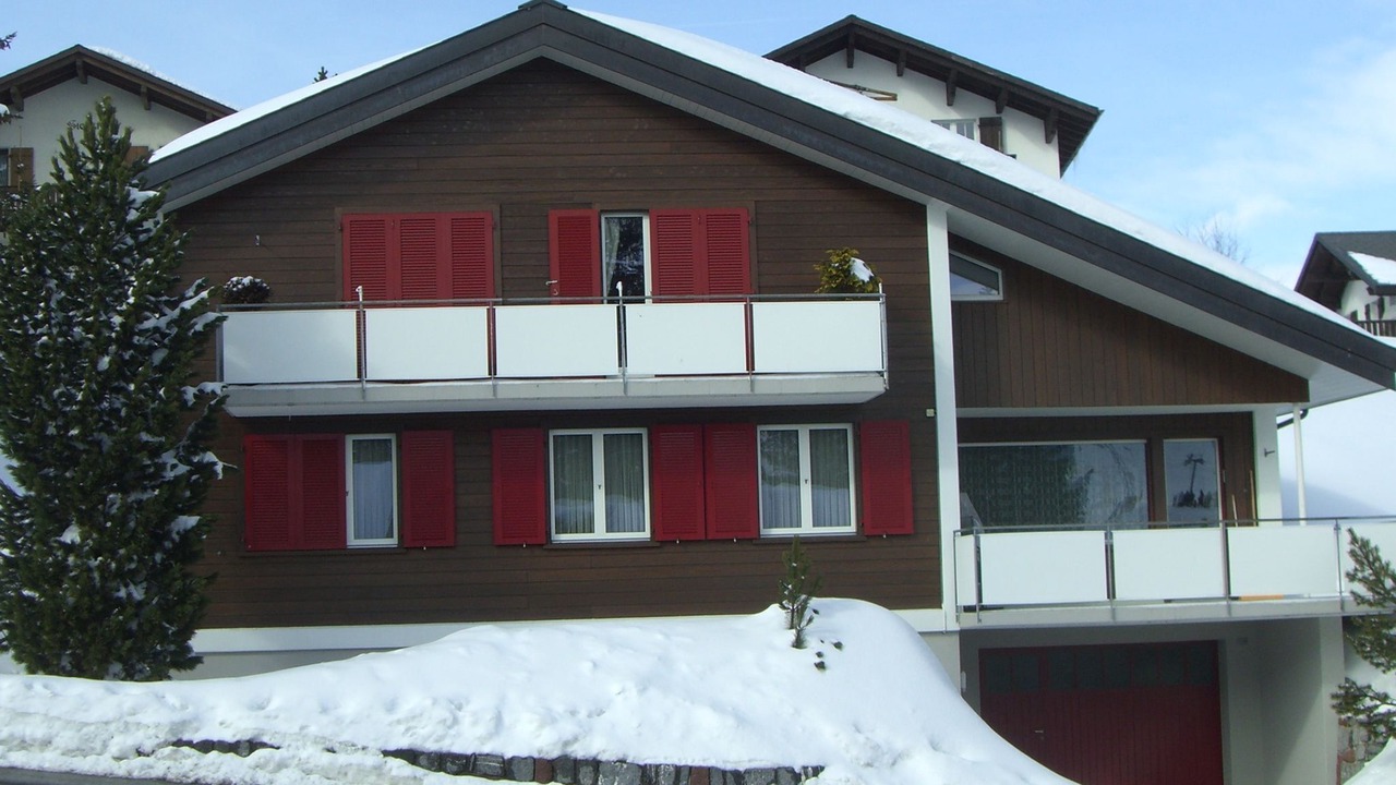 Photo of Others in Quarten