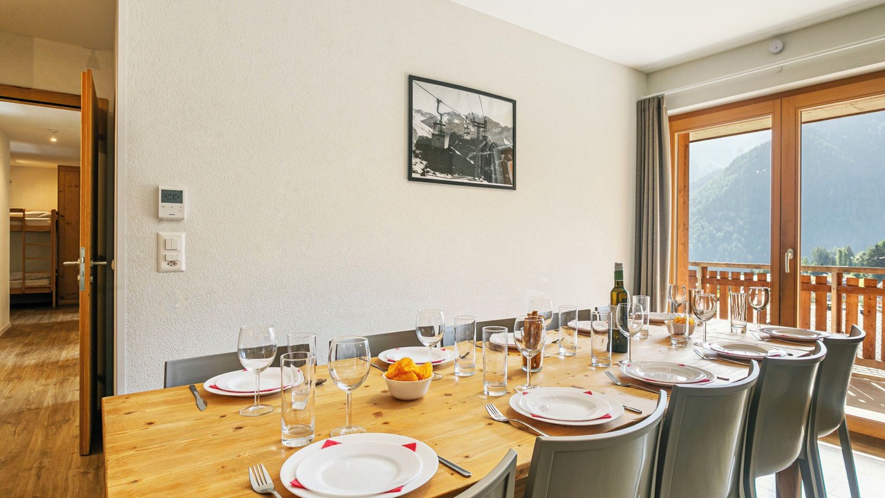Photo of Bedroom in La Tzoumaz