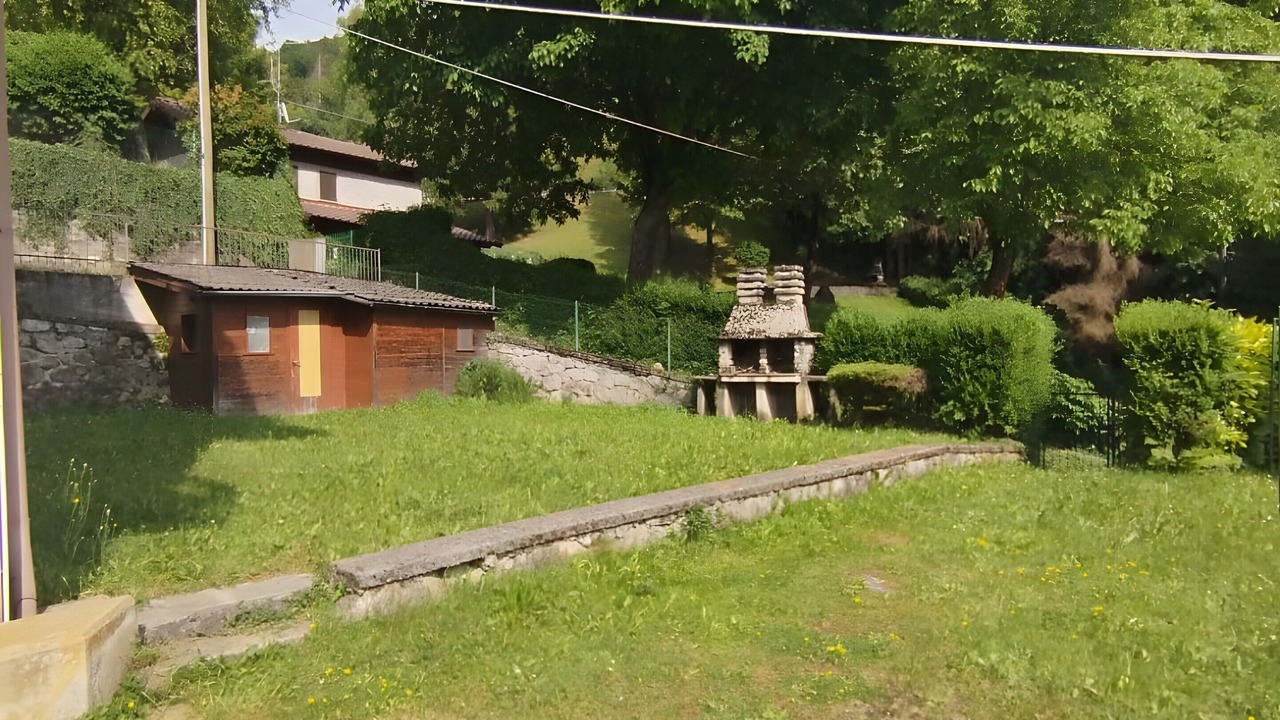 Photo of Outdoor in Serina