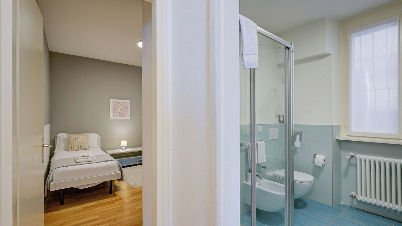 Photo of Bathroom in Melide