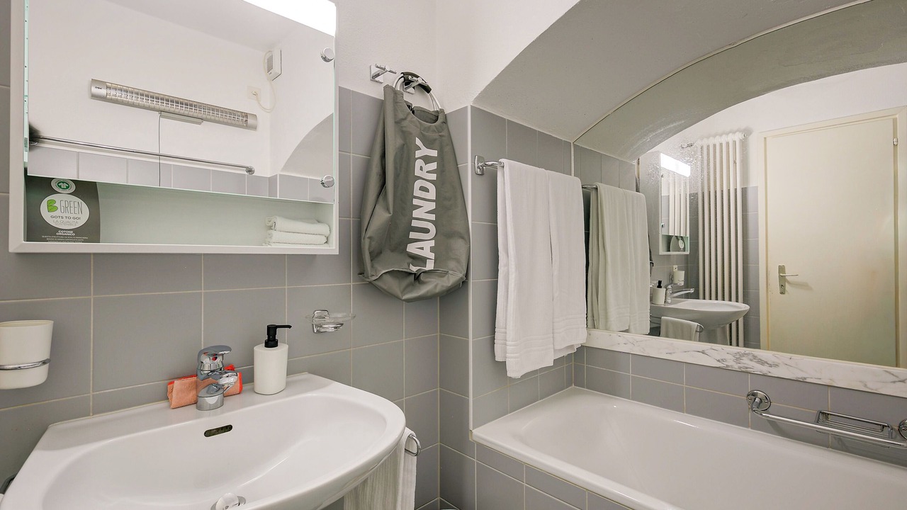 Photo of Bathroom in Melide