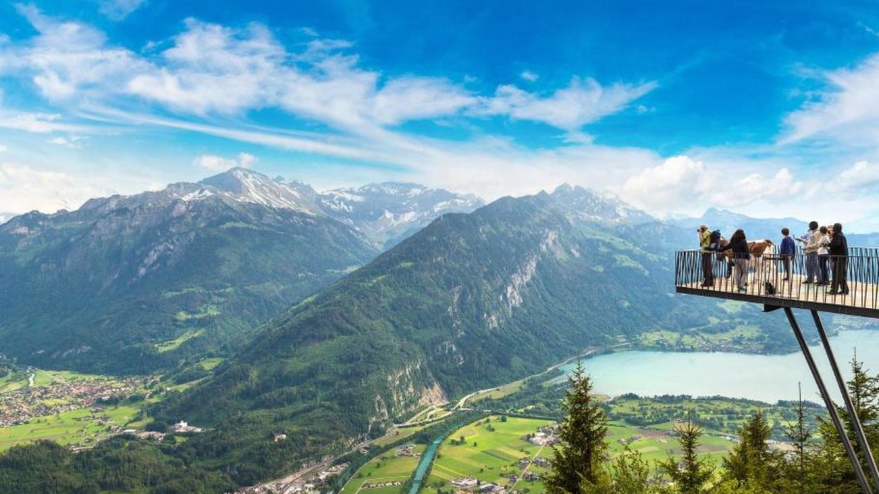 Photo of Others in Central Interlaken