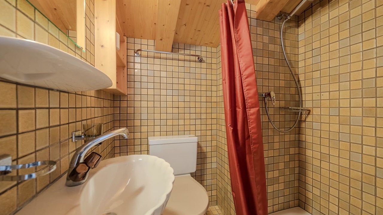 Photo of Bathroom in Arosa
