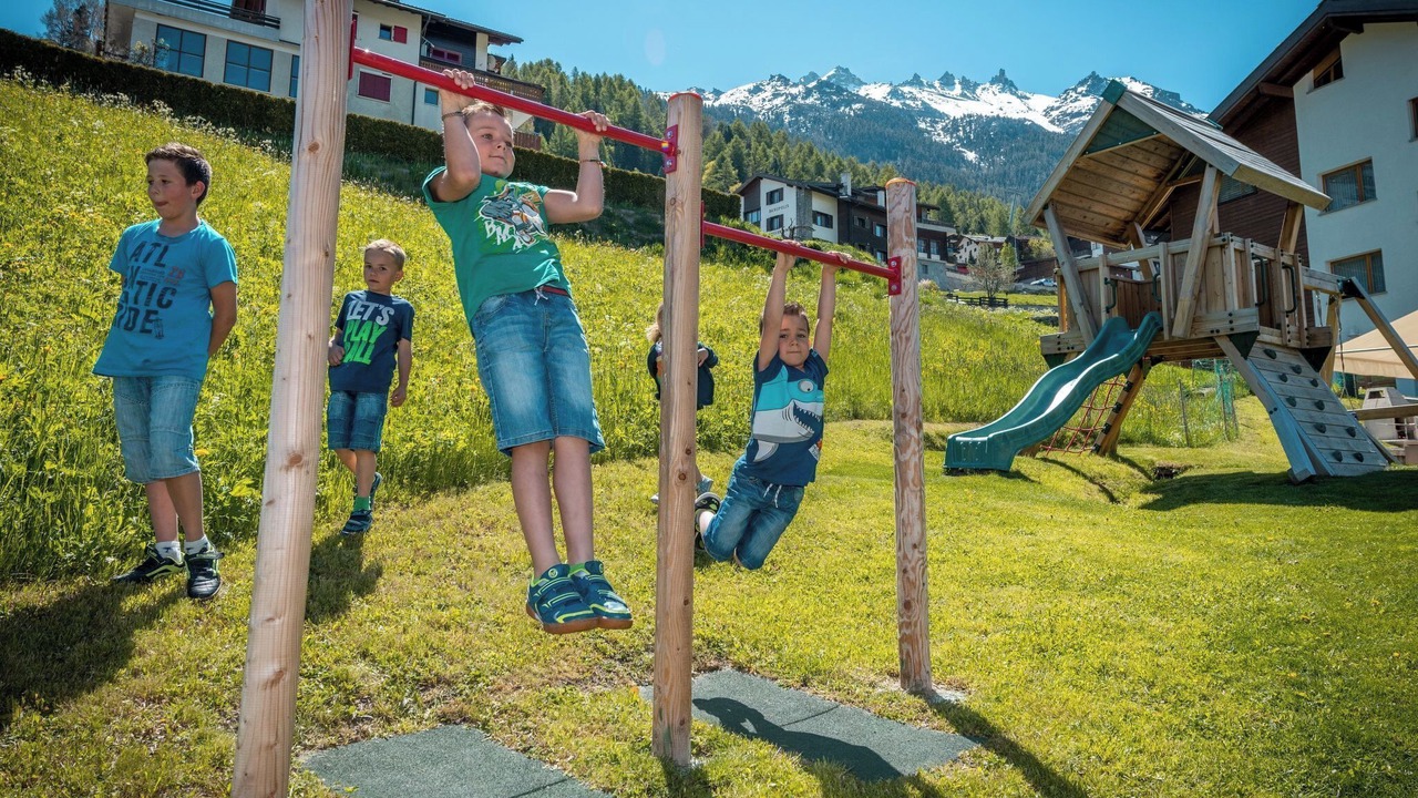 Photo of Others in Graechen