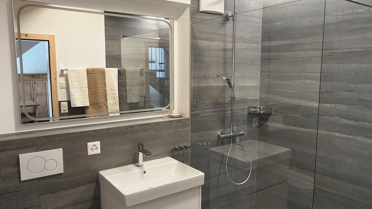 Photo of Bathroom in Tschierv