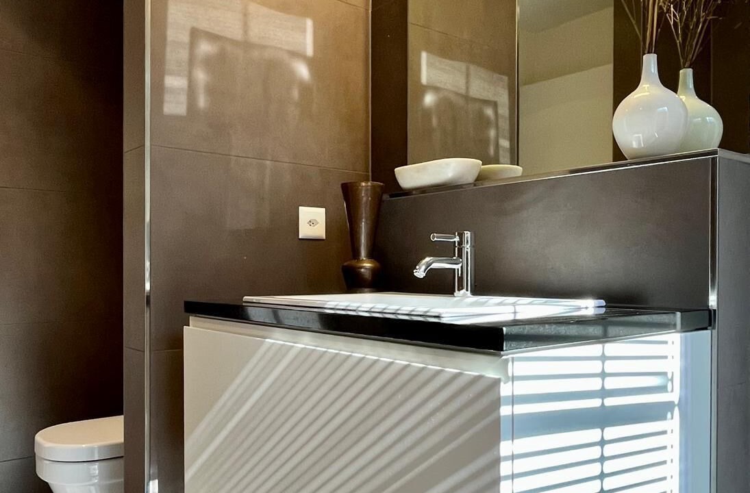 Photo of Bathroom in Meilen District