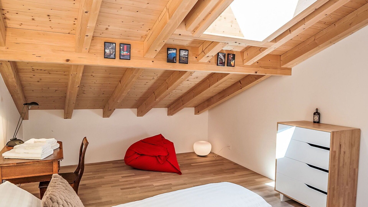 Photo of Bedroom in Li Curt