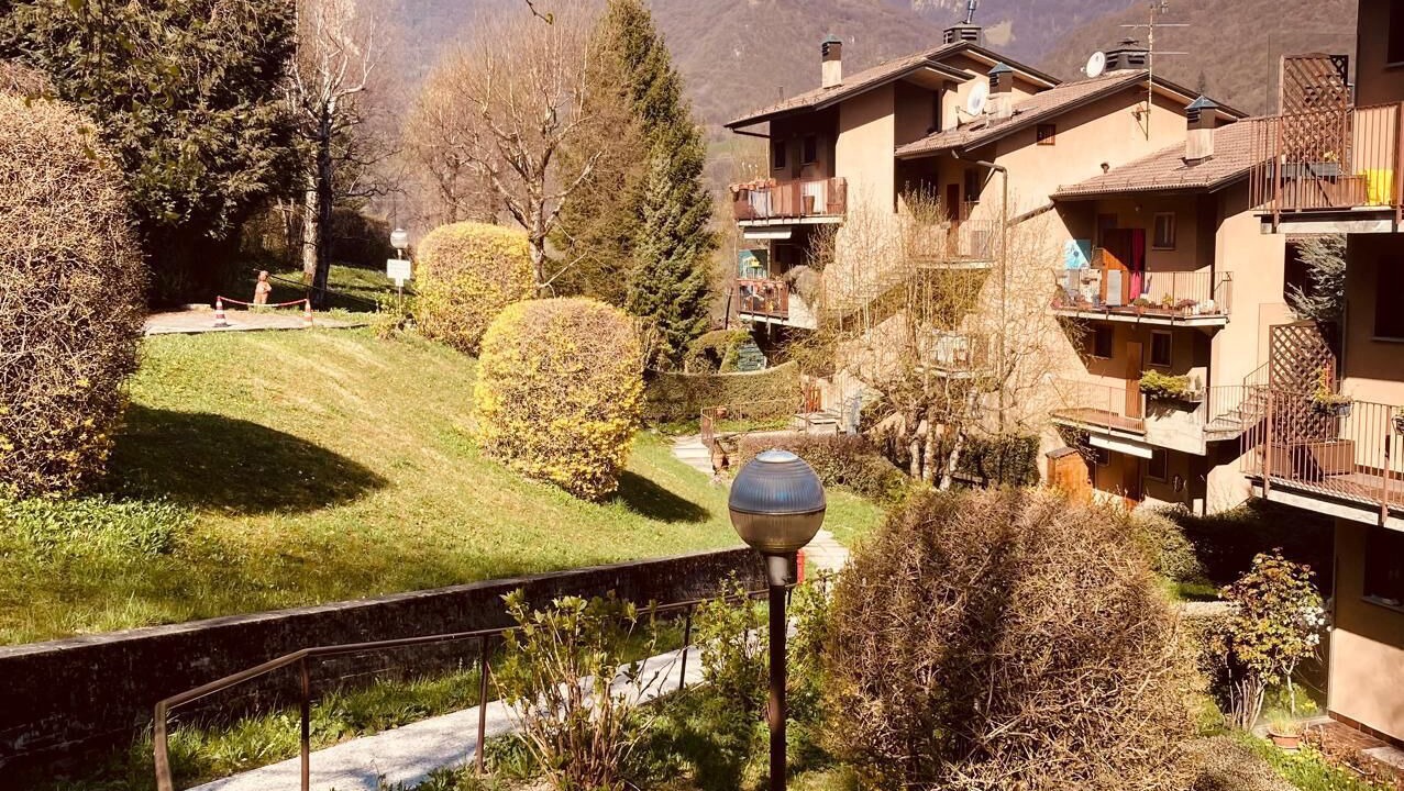 Photo of Outdoor in Cremeno