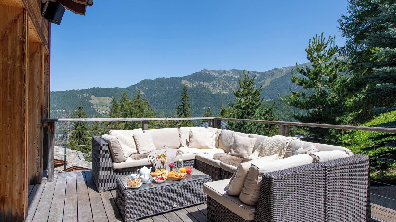 Photo of Patio Balcony in La Tzoumaz
