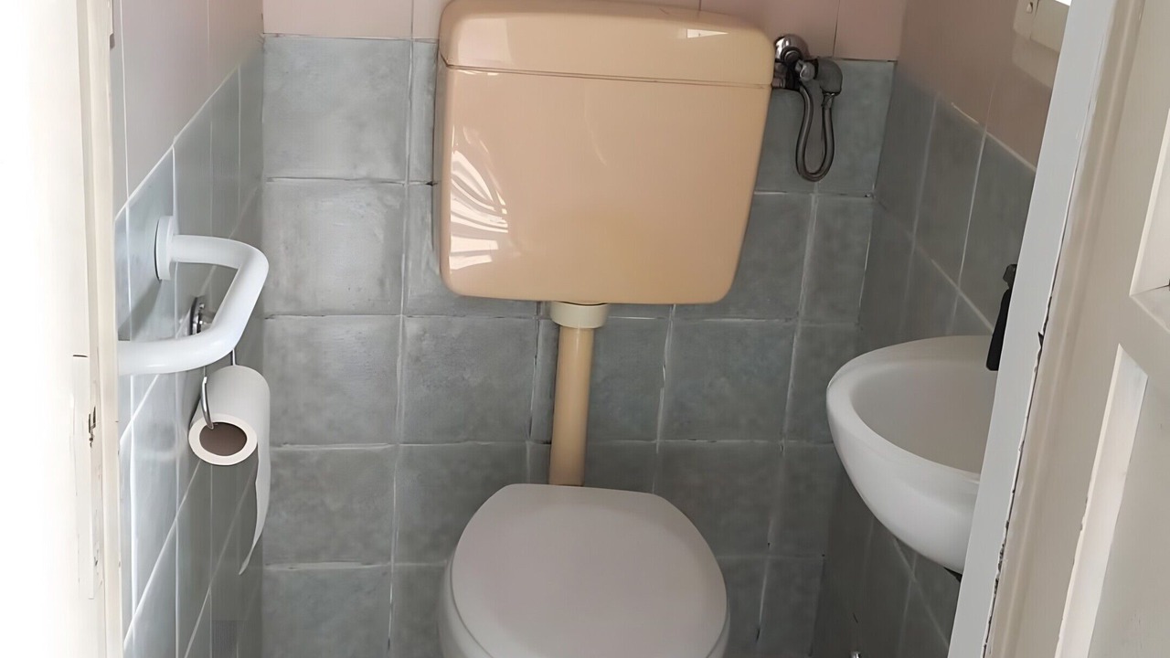 Photo of Bathroom in Peia