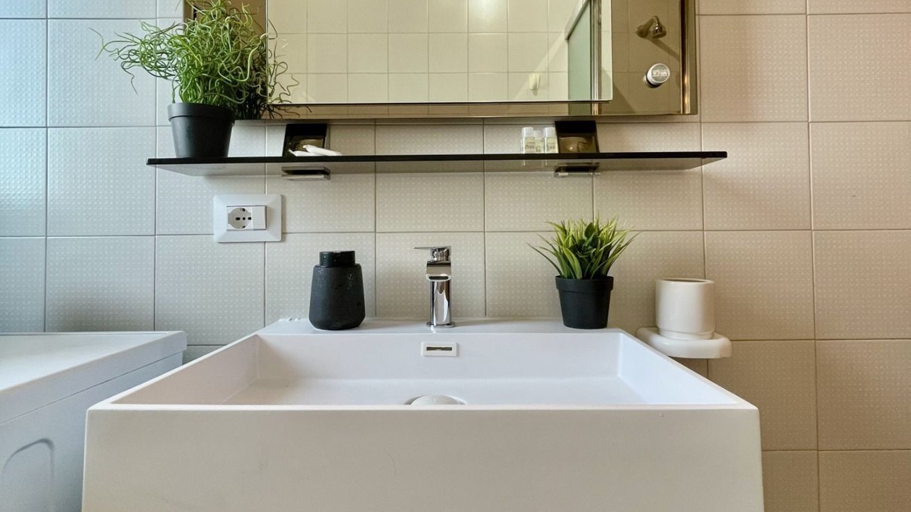 Photo of Bathroom in Rho