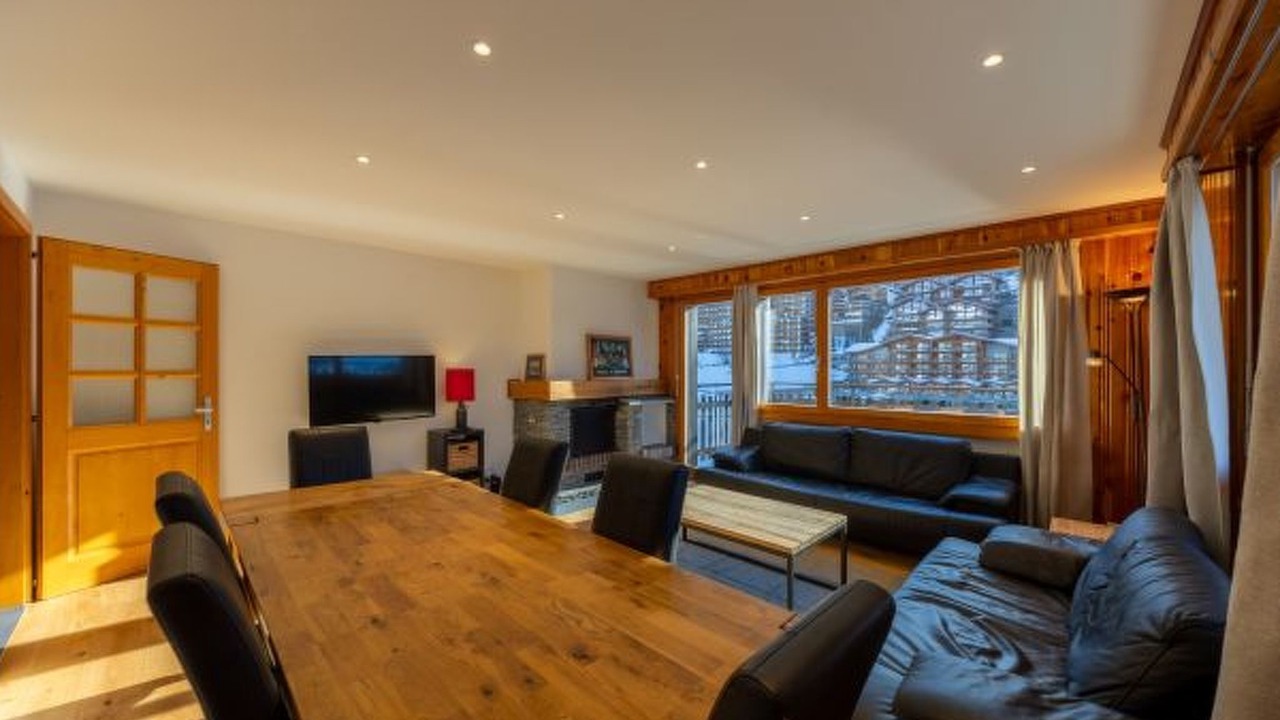Photo of Livingroom in Saint-Pierre-de-Clages