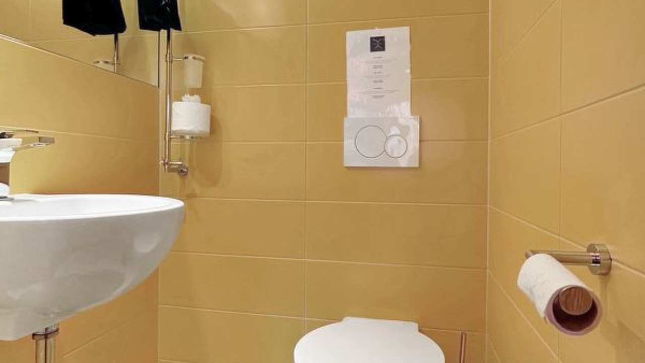 Photo of Bathroom in Sarreyer