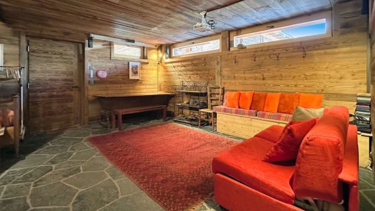 Photo of Livingroom in Sarreyer