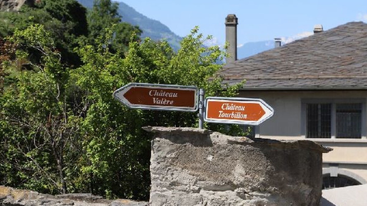 Photo of Others in Sion