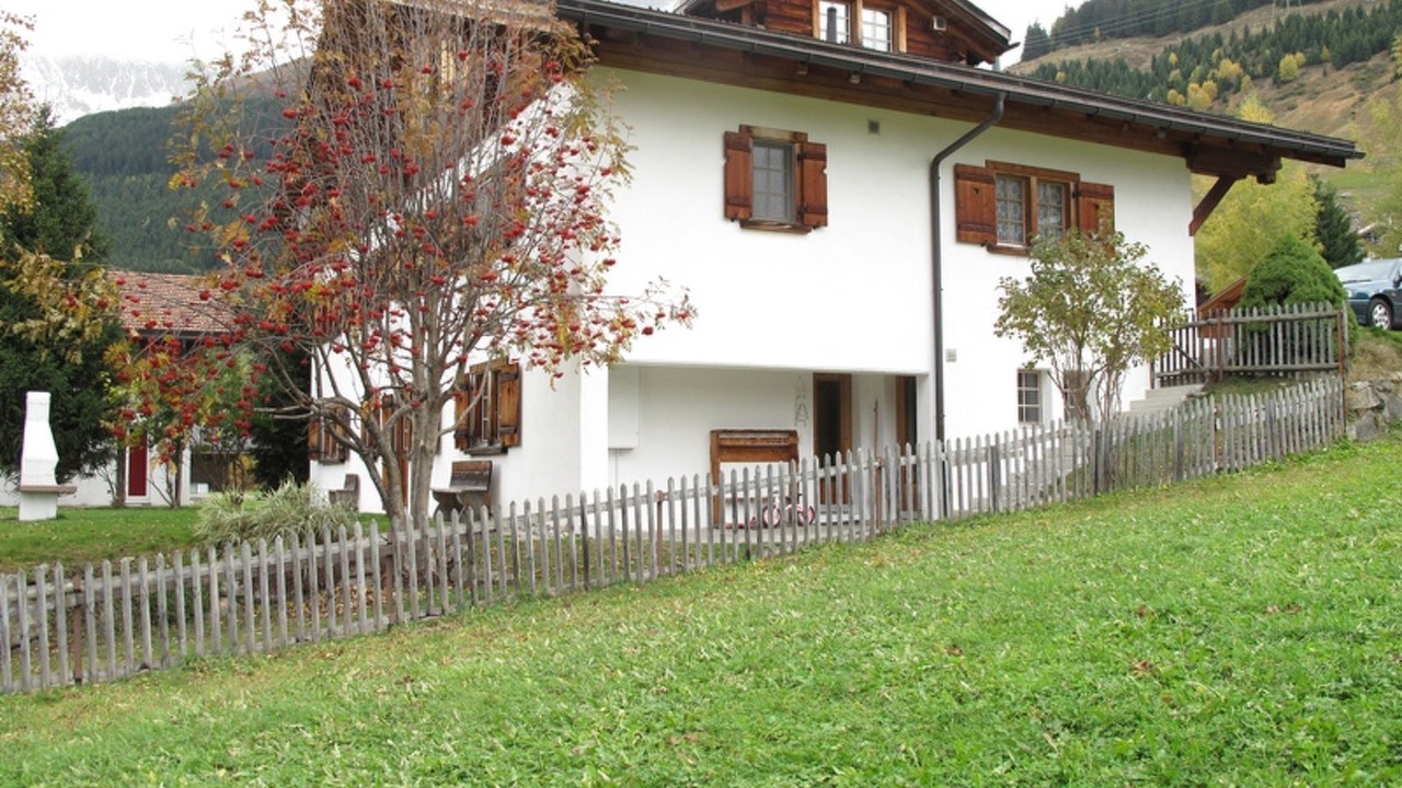 Photo of Outdoor in Tujetsch