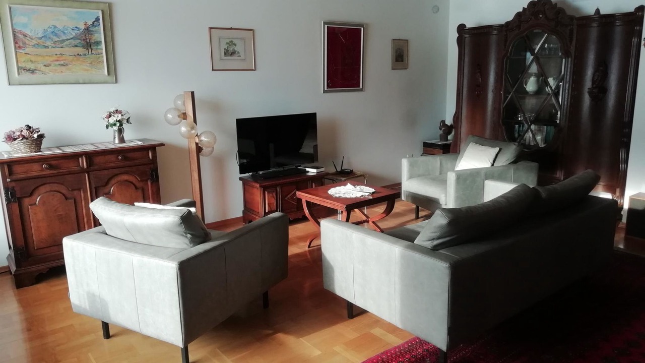 Photo of Livingroom in Tschierv