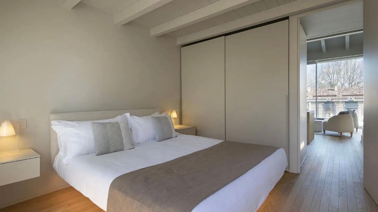 Photo of Bedroom in Peschiera del Garda City Centre