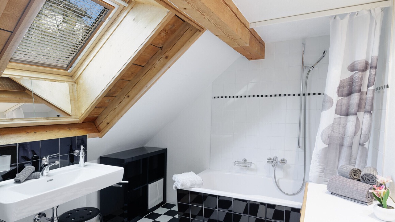 Photo of Bathroom in Sent