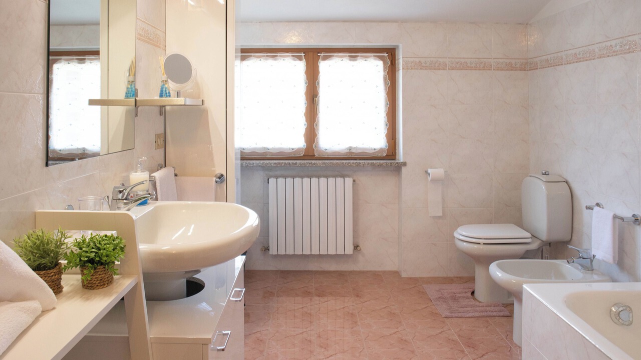 Photo of Bathroom in Malgrate