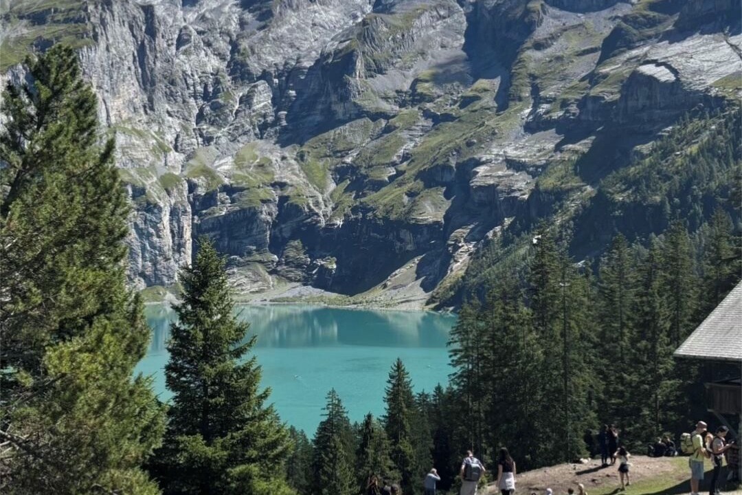 Photo of Others in Kandergrund
