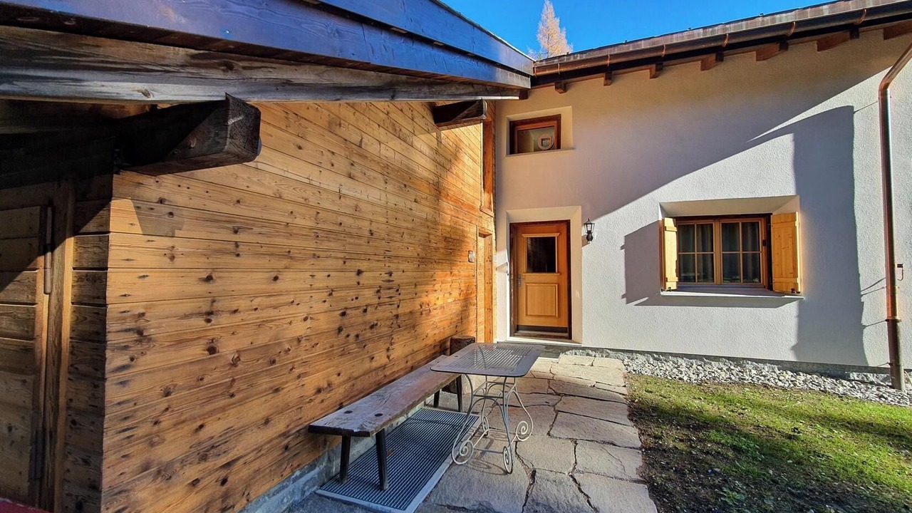Photo of Patio Balcony in Valbella