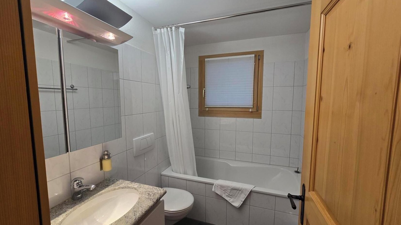 Photo of Bathroom in Valbella