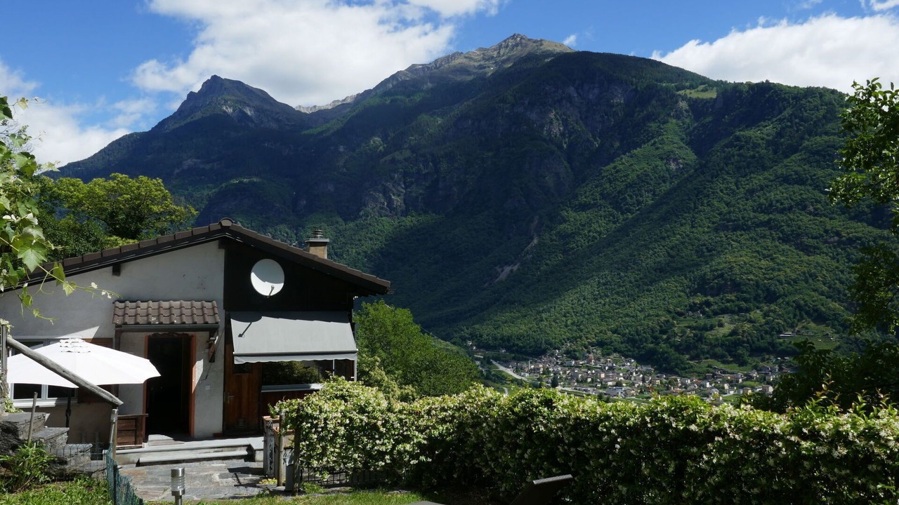 Photo of Others in Semione