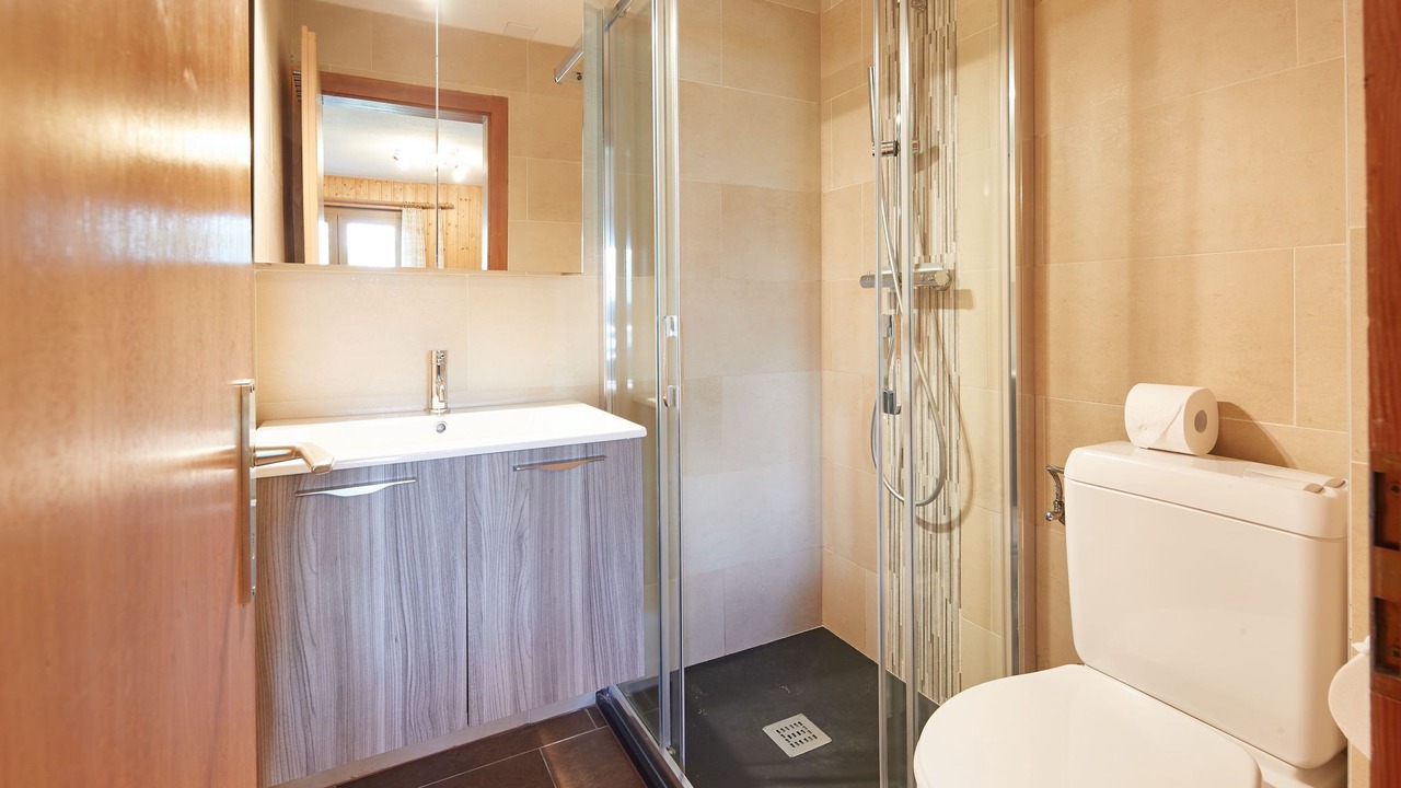 Photo of Bathroom in Vex