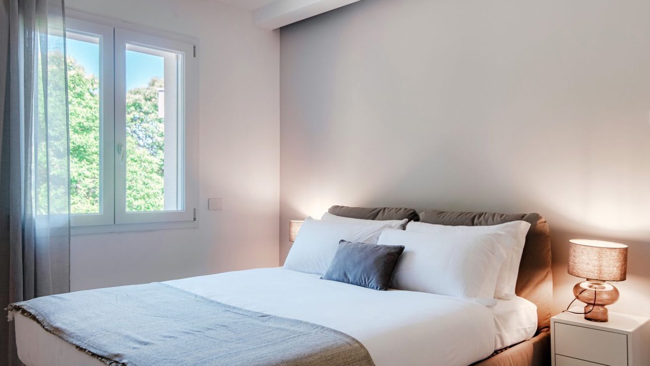 Photo of Bedroom in Como