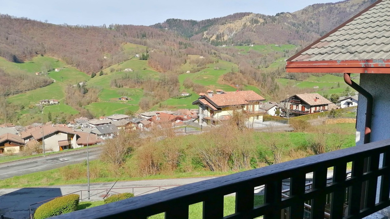 Photo of Outdoor in Serina