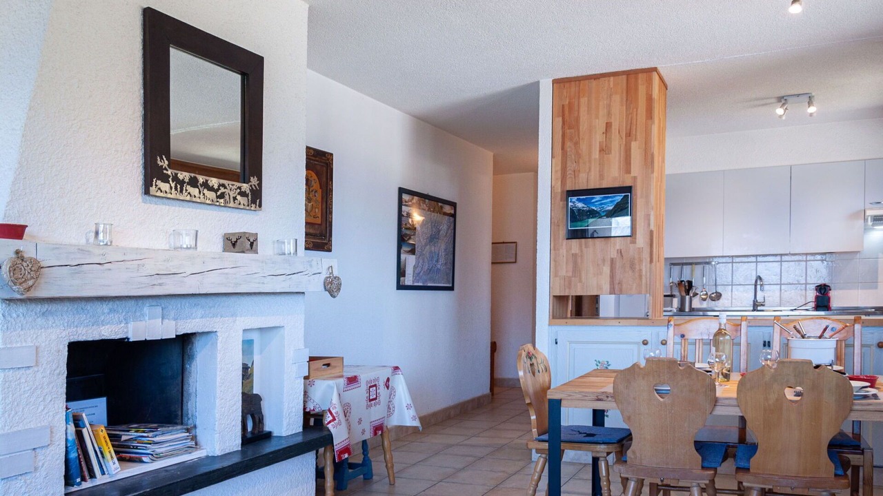 Photo of Bedroom in Salins