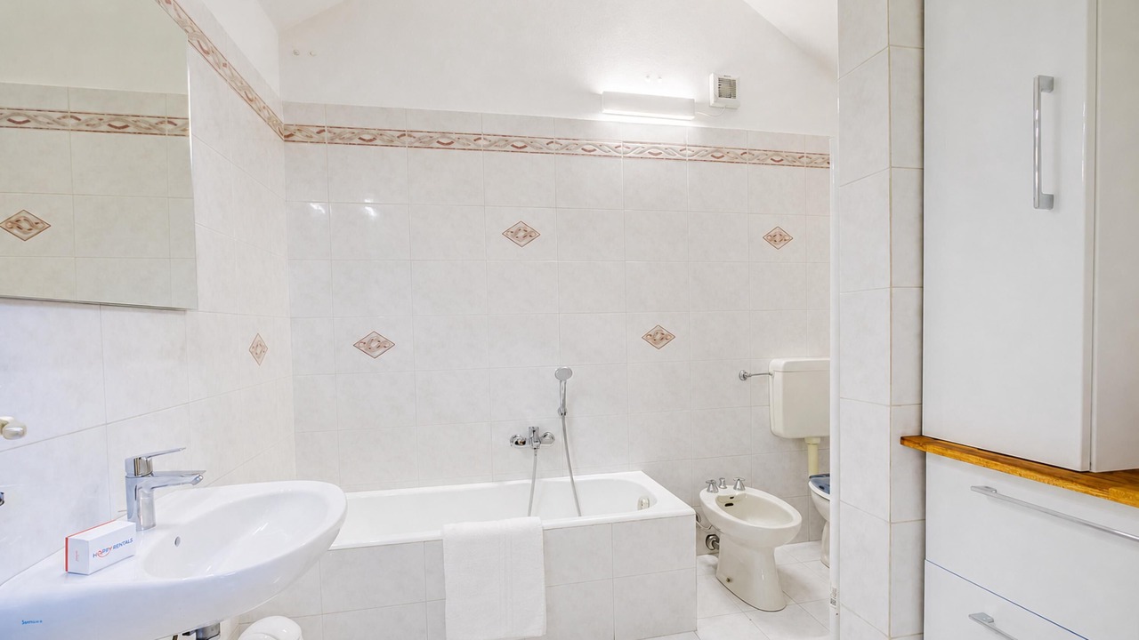 Photo of Bathroom in Ispra