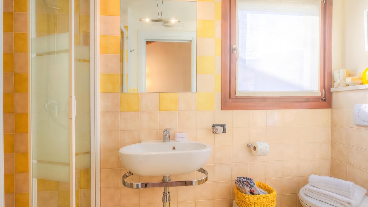 Photo of Bathroom in Meina