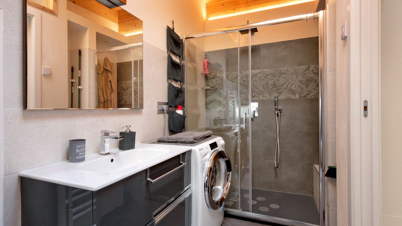 Photo of Bathroom in Perledo