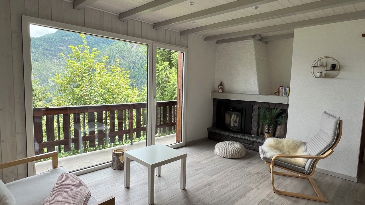 Photo of Livingroom in Saxon