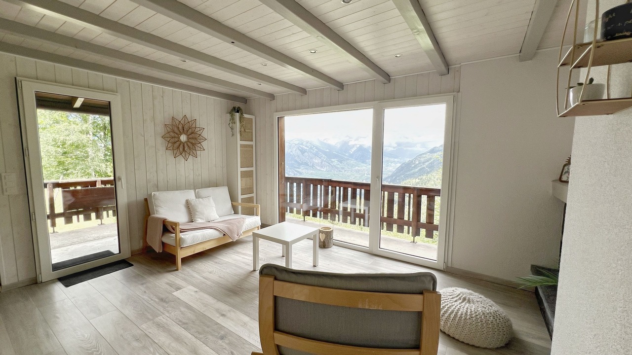Photo of Livingroom in Saxon
