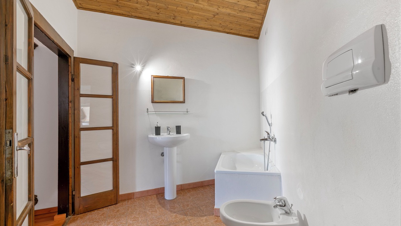 Photo of Bathroom in Morgnaga