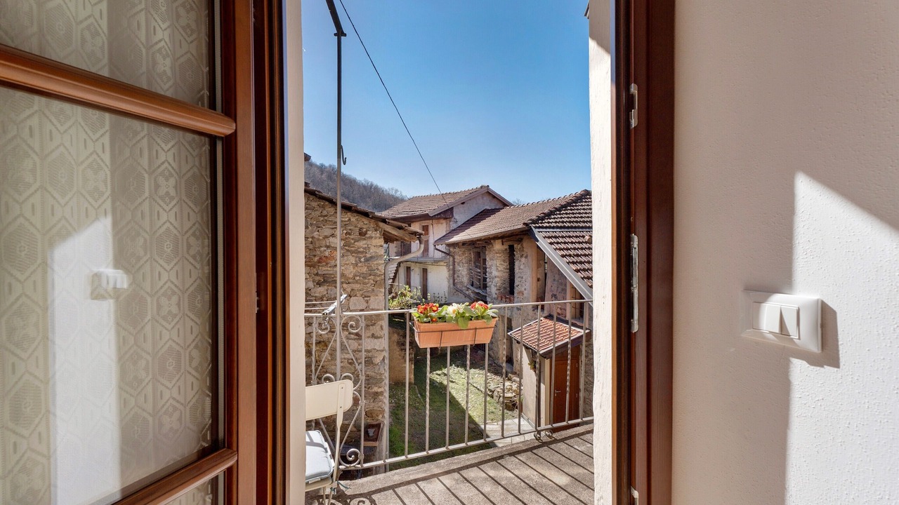 Photo of Others in Armeno