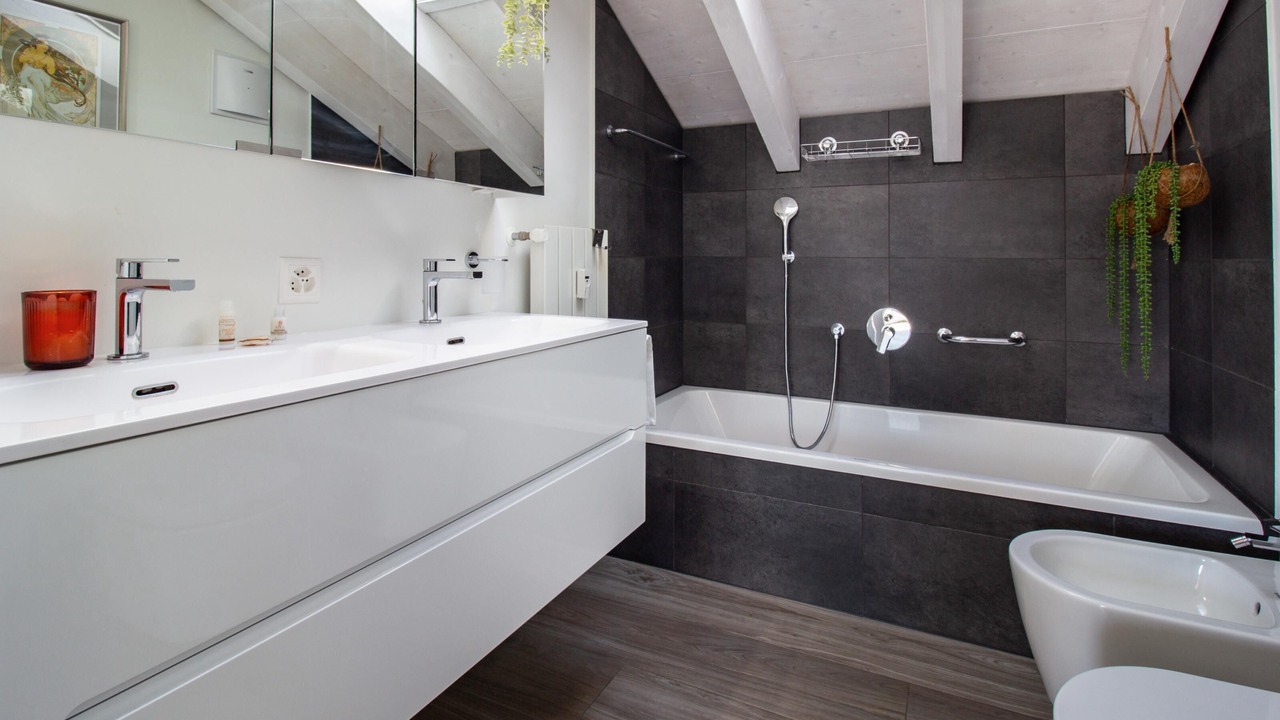 Photo of Bathroom in Caslano