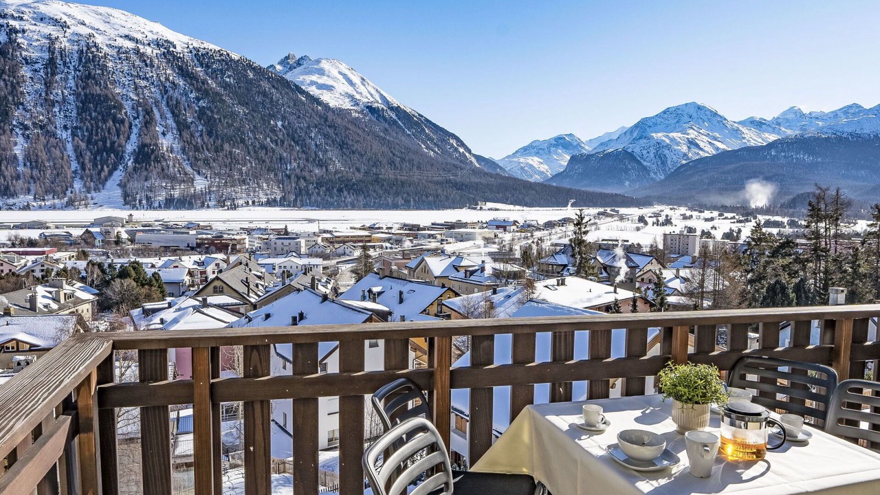 Photo of Others in Samedan