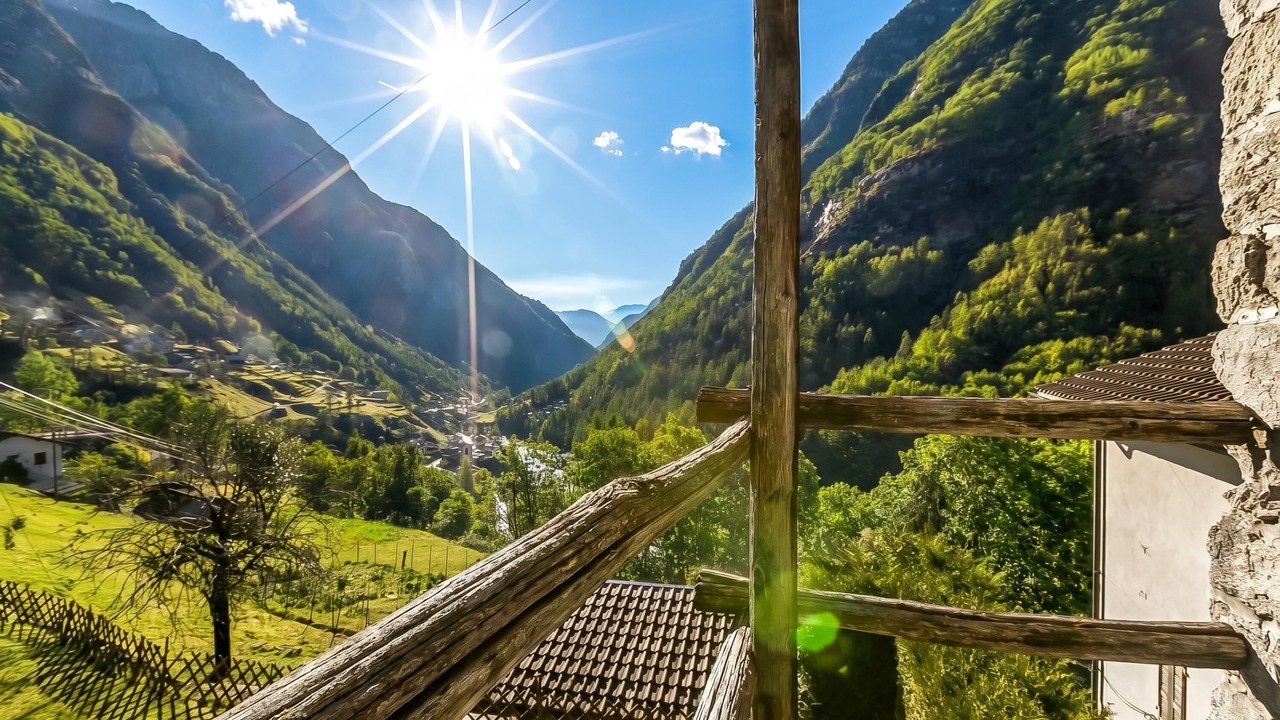 Photo of Patio Balcony in Lavertezzo