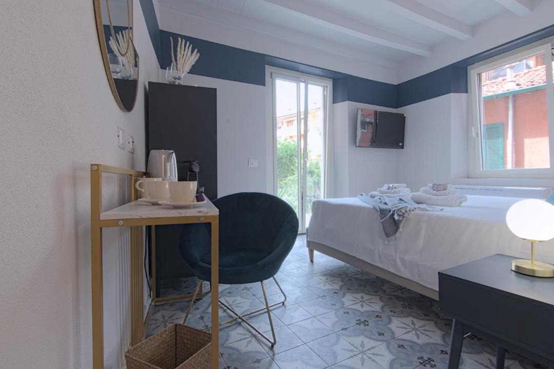 Photo of Bedroom in Mandello del Lario