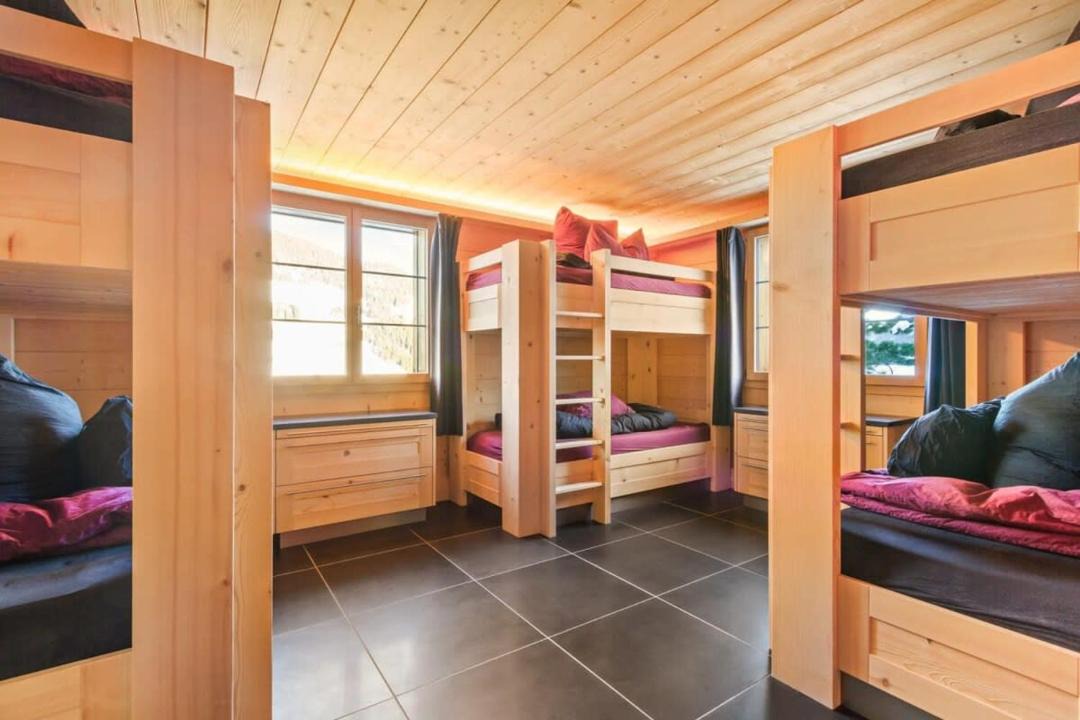 Photo of Others in Oeschseite