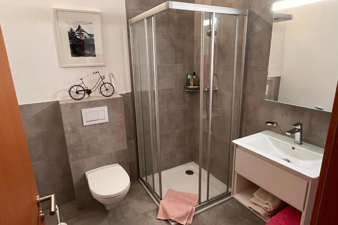 Photo of Bathroom in Erschmatt