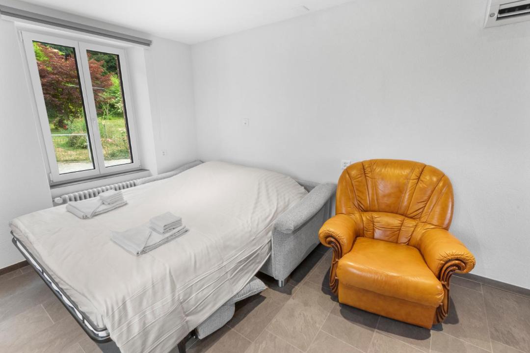 Photo of Bedroom in Cudrefin