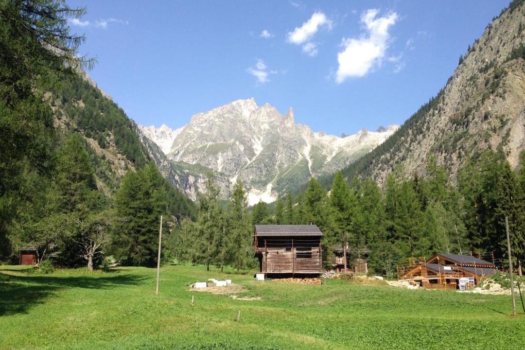 Photo of Others in Saleinaz