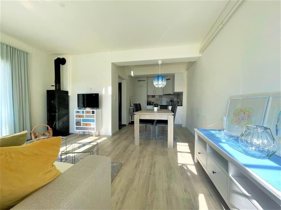 Photo of Livingroom in Pfaffikon District