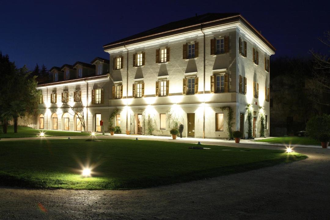 Photo of Others in Varese